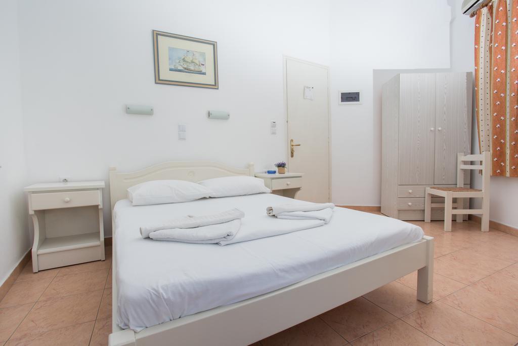 Louiza Hotel باروس المظهر الخارجي الصورة